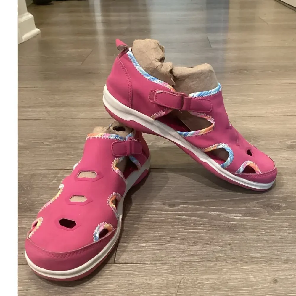 Lands End Girls Water Shoes Sandals Youth US 6 EU 38 Outdoor Hiking Camping Pink
